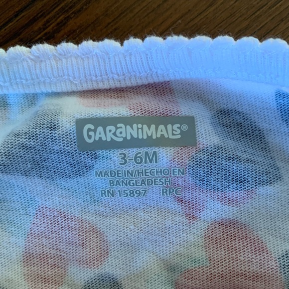 Garanimals “E” monogrammed bubble - Picture 4 of 4